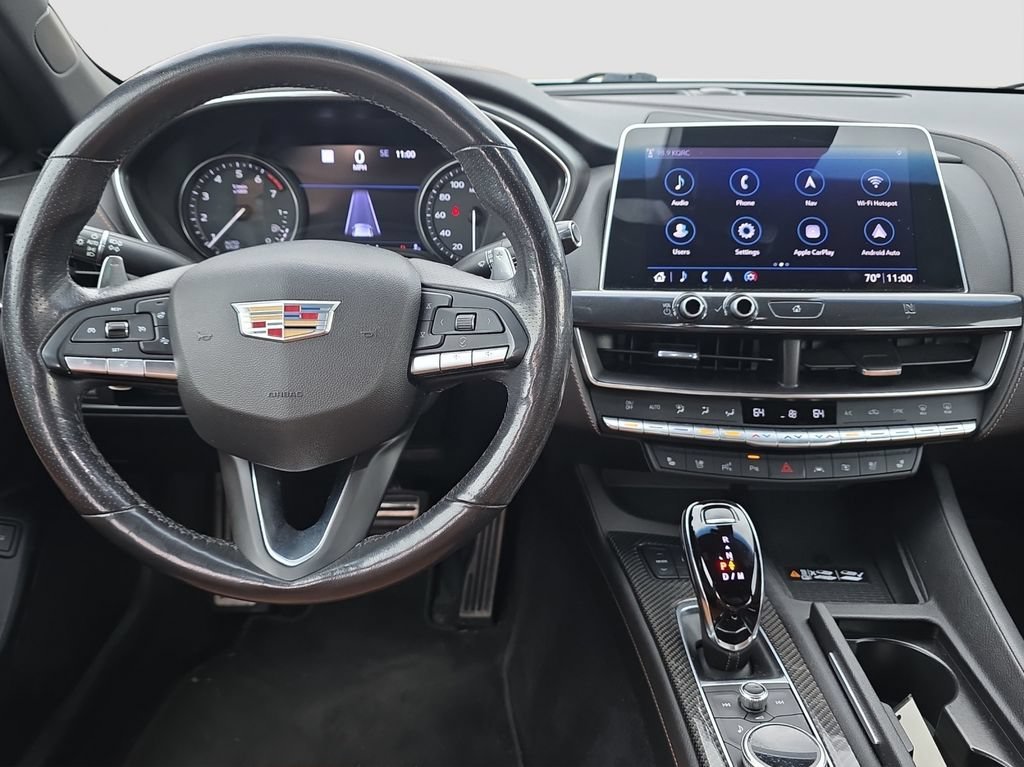Used 2020 CRYSTAL WHITE TRICOAT Cadillac Premium Luxury image 15