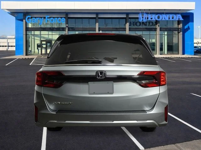 New 2026 Solar Silver Metallic Honda EX-L image 4