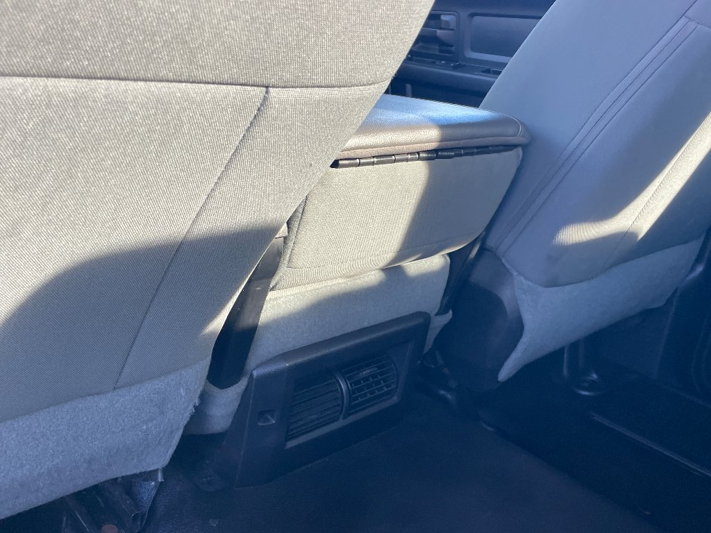 Used 2015 Bright White Clearcoat Ram Tradesman image 16