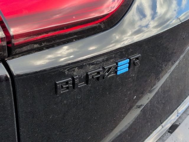 New 2026 Black Chevrolet LT image 33