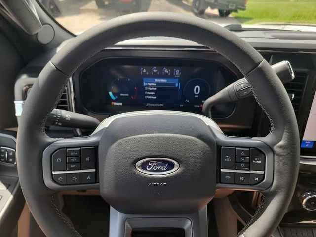 New 2026 Oxford White Ford Lariat image 31