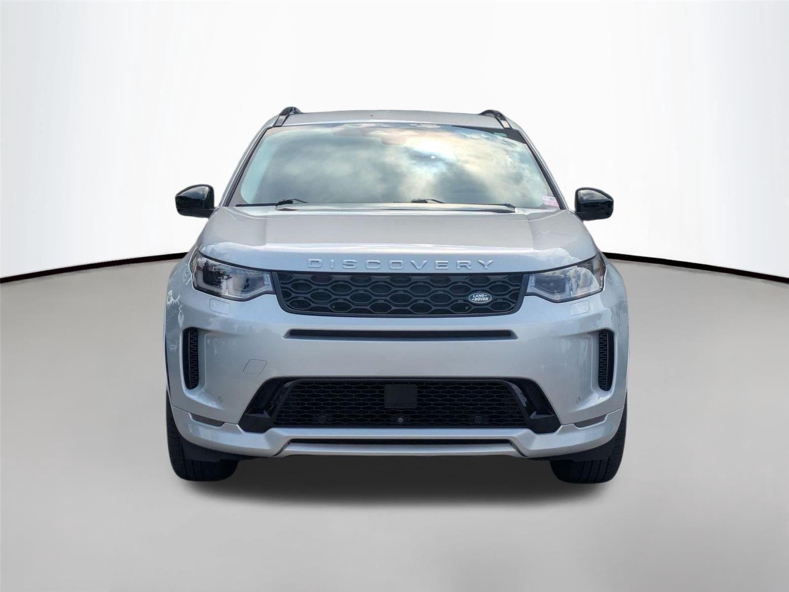 Used 2025 Hakuba Silver Metallic Land Rover S image 2