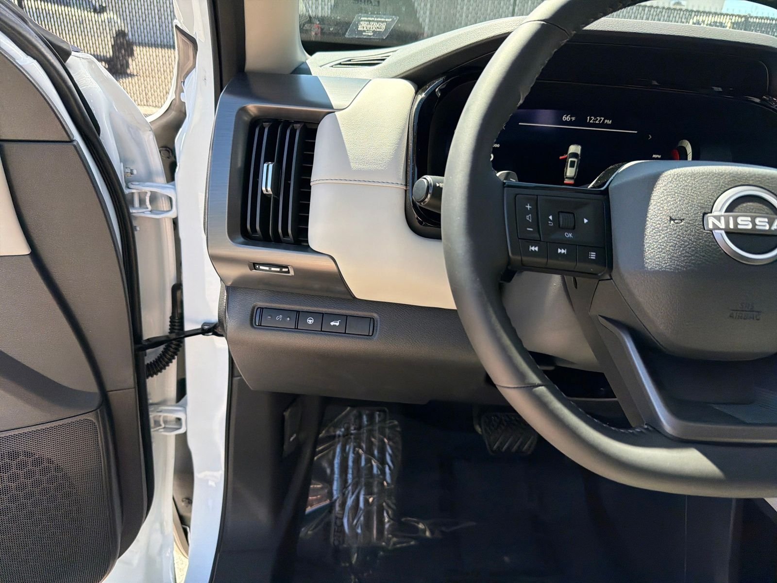 New 2026 Nissan Pathfinder SL 4D Sport Utility