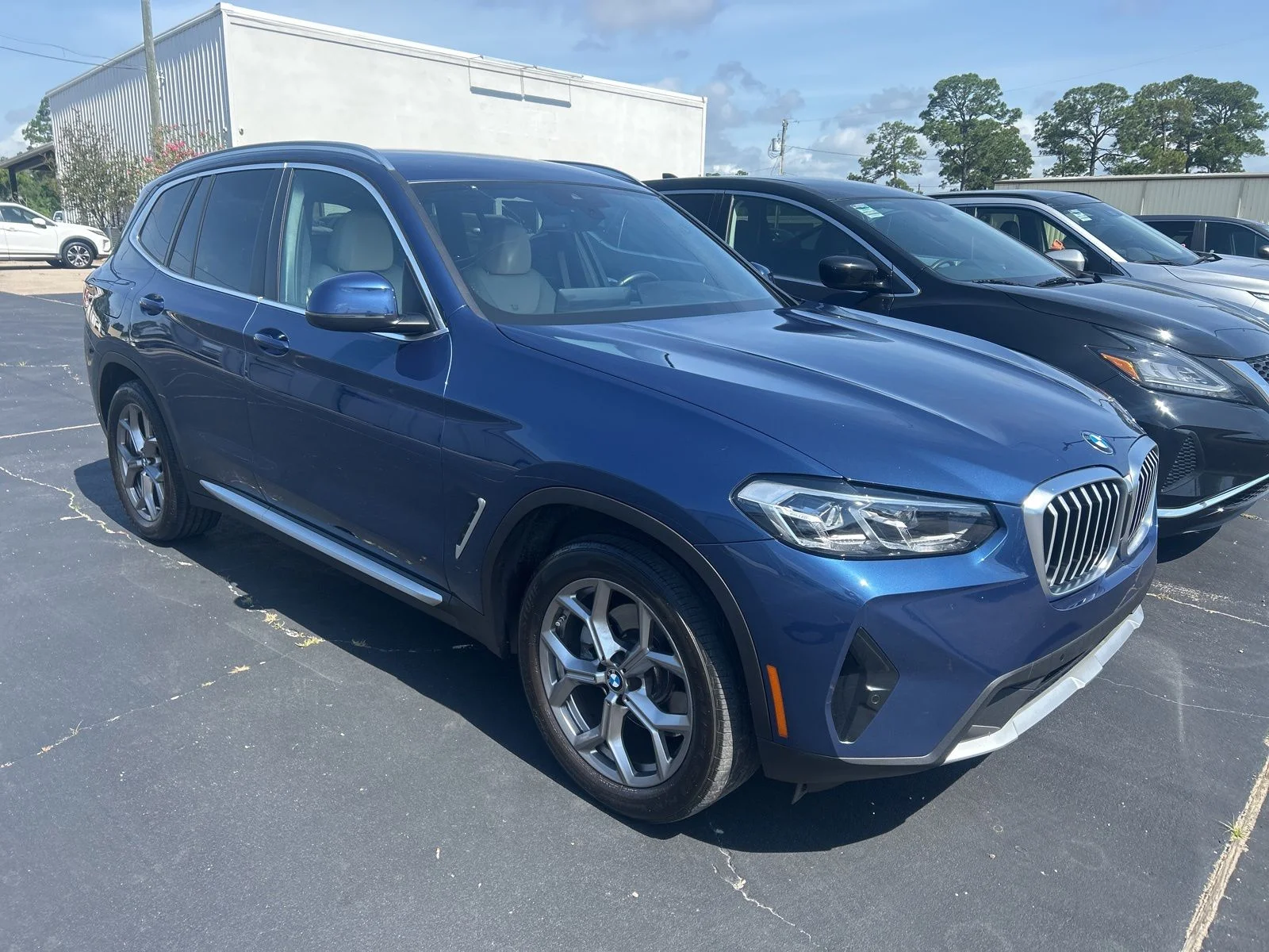 2022 BMW X3 xDrive30i's photo
