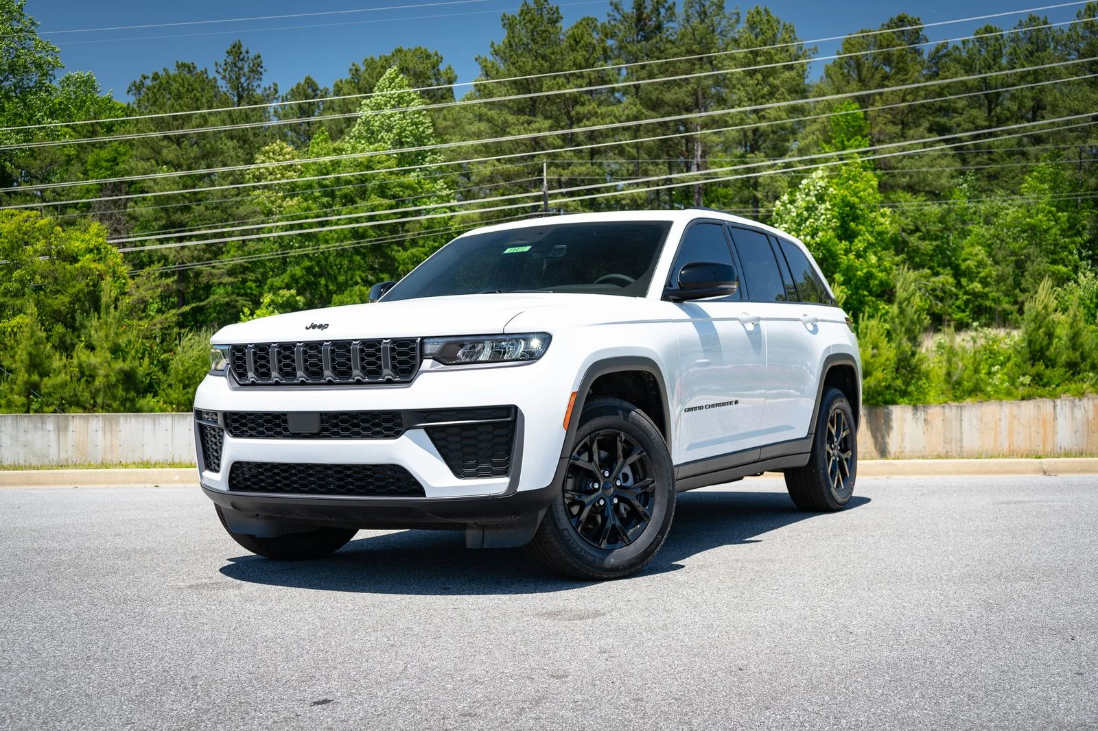2026 Jeep Grand Cherokee Laredo Altitude 4x4's photo