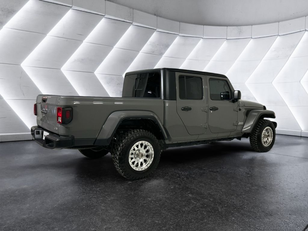 Used 2023 Gray Jeep Overland image 4