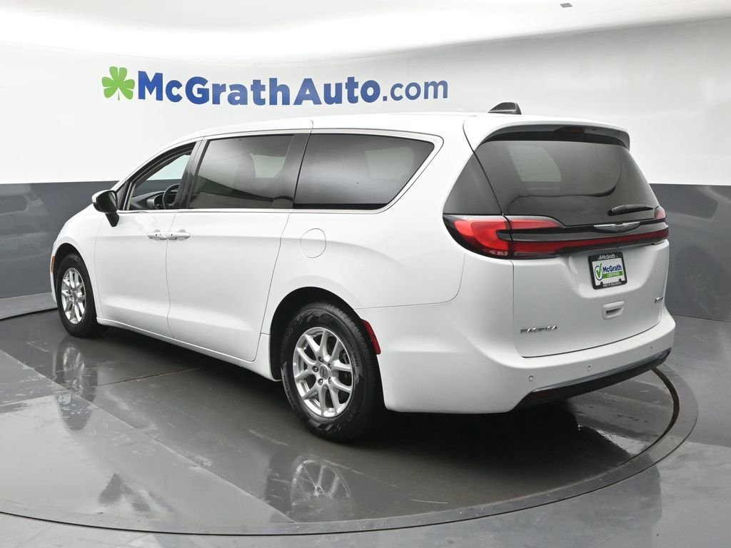 Used 2023 White Chrysler Touring L image 28