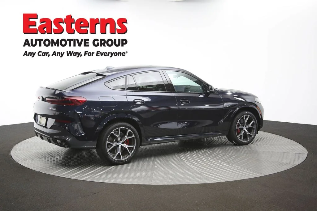 Used 2025 Black BMW M60i image 45