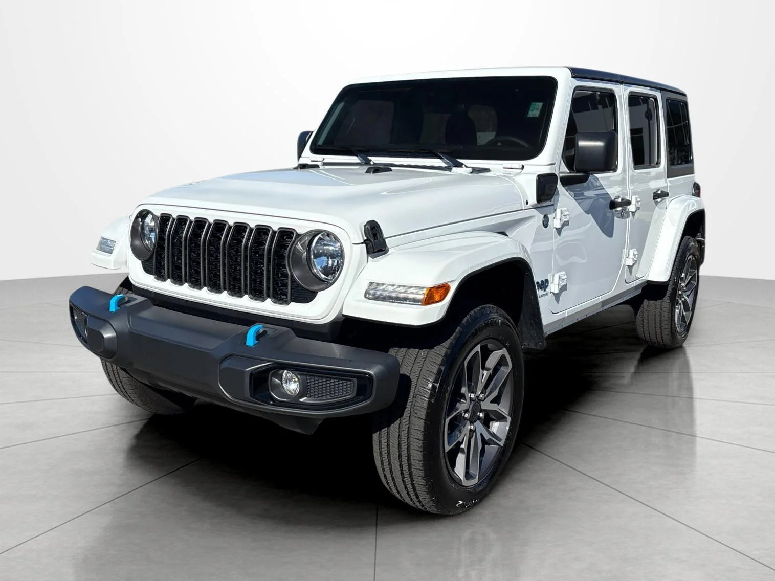 Used 2024 Bright White Clearcoat Jeep Sport S image 1