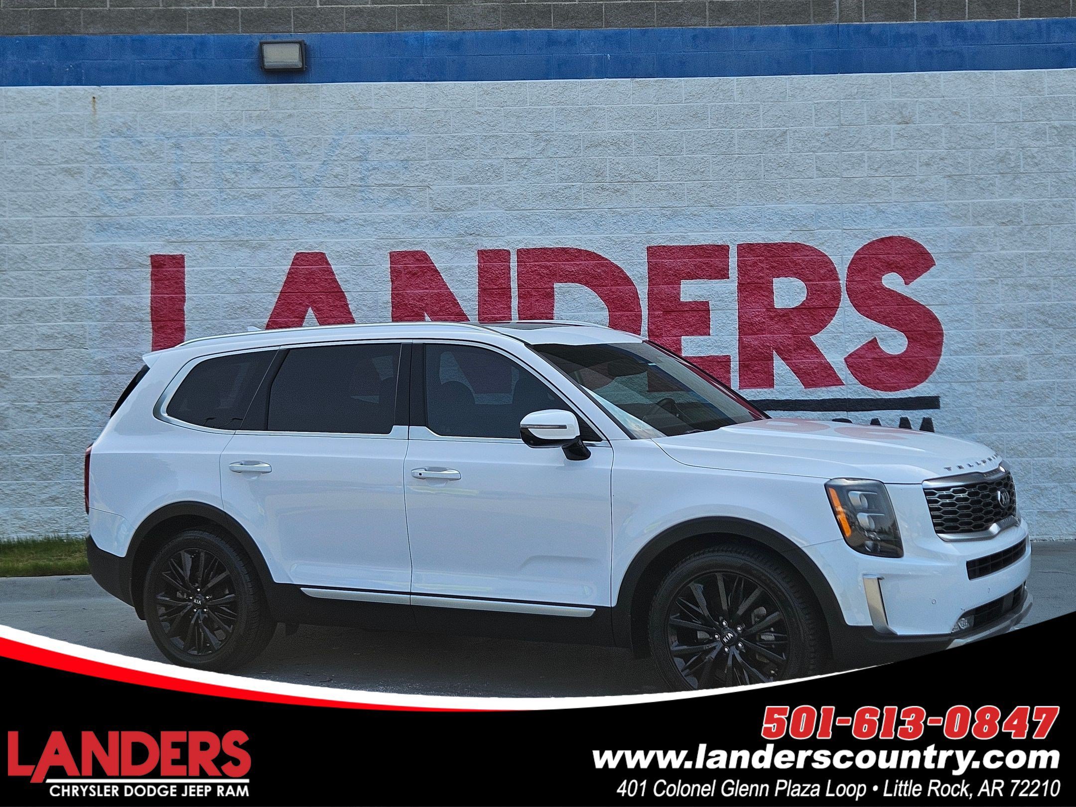 Used 2021 Glacial White Pearl Kia SX image 1