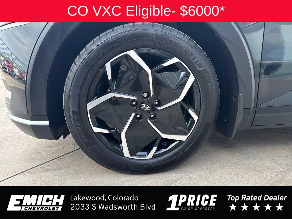 Used 2024 Abyss Black Hyundai SEL image 26