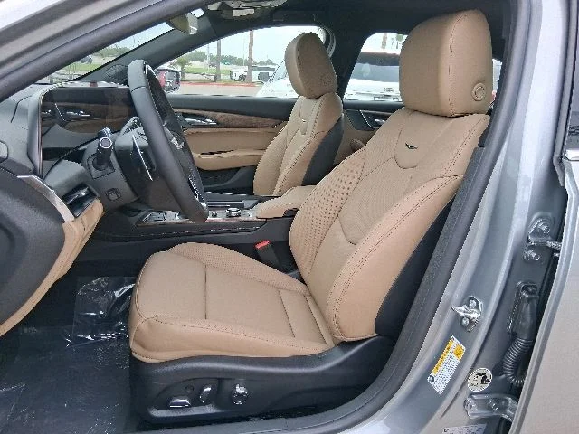 Used 2026 Silver Cadillac Premium Luxury image 21