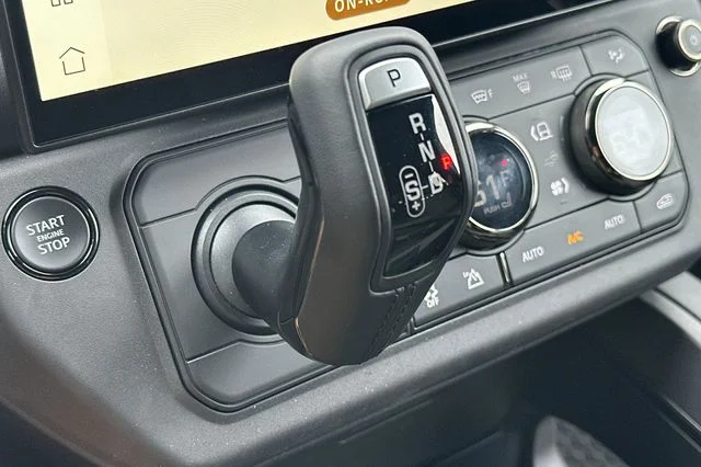 New 2026 Charente Grey Land Rover  image 20
