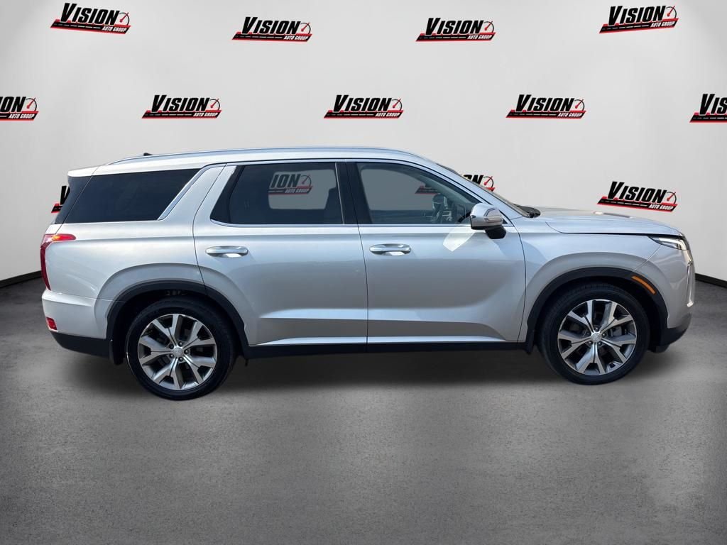 Used 2022 Silver Hyundai SEL image 6