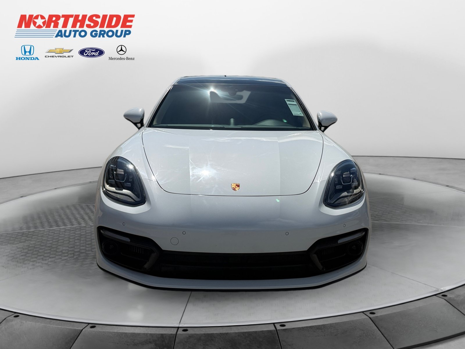 Used 2021 Carrara White Metallic Porsche 4 image 2