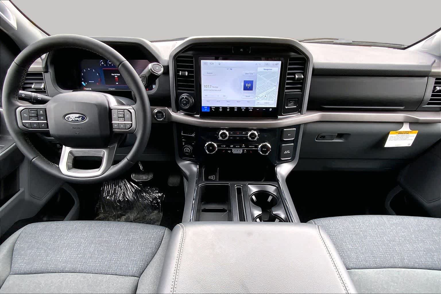 New 2026 Iconic Silver Metallic Ford XLT image 5