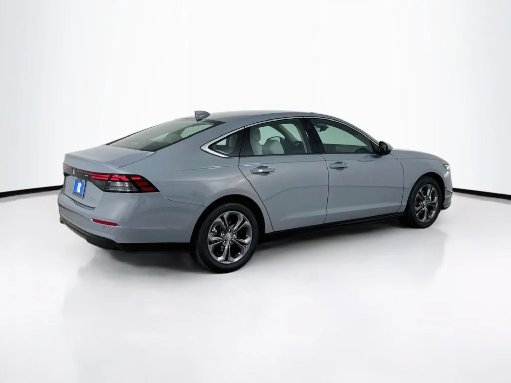 New 2026 Urban Gray Pearl Honda EX-L image 7