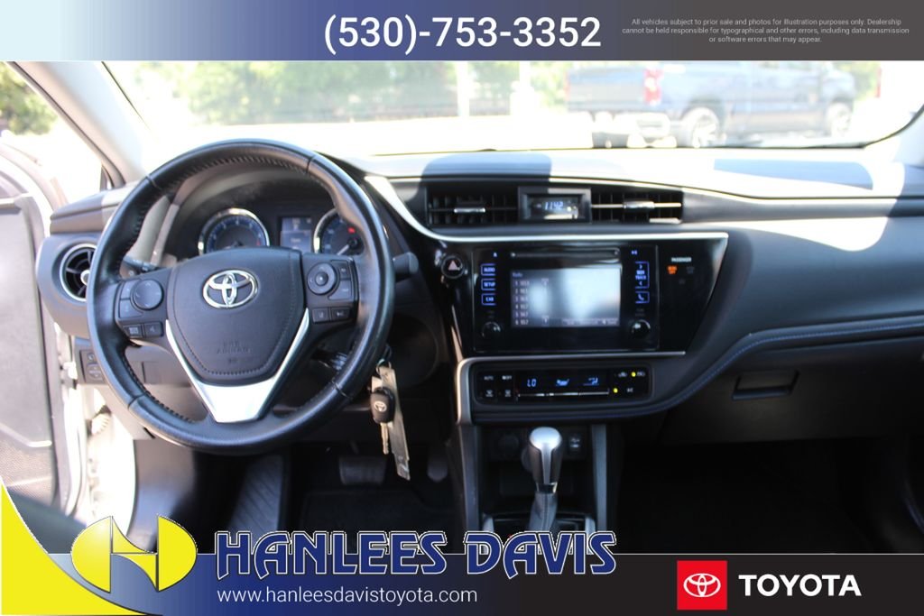 2017 Toyota Corolla SE - Photo 16