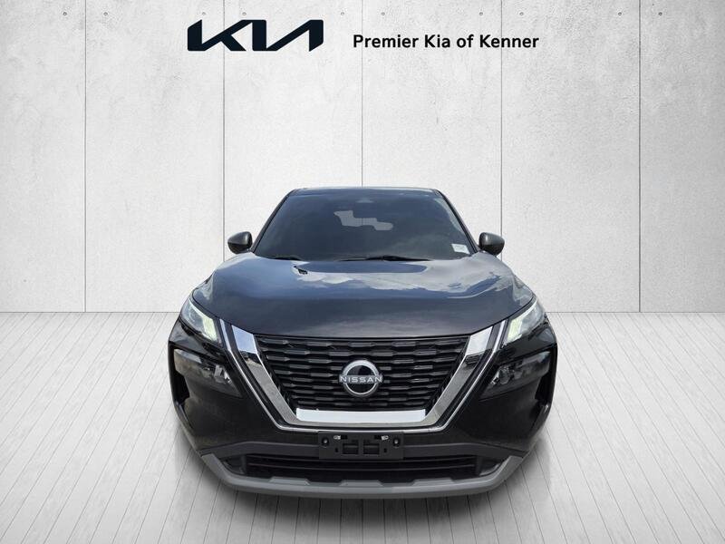 Used 2023 Black Nissan S image 8