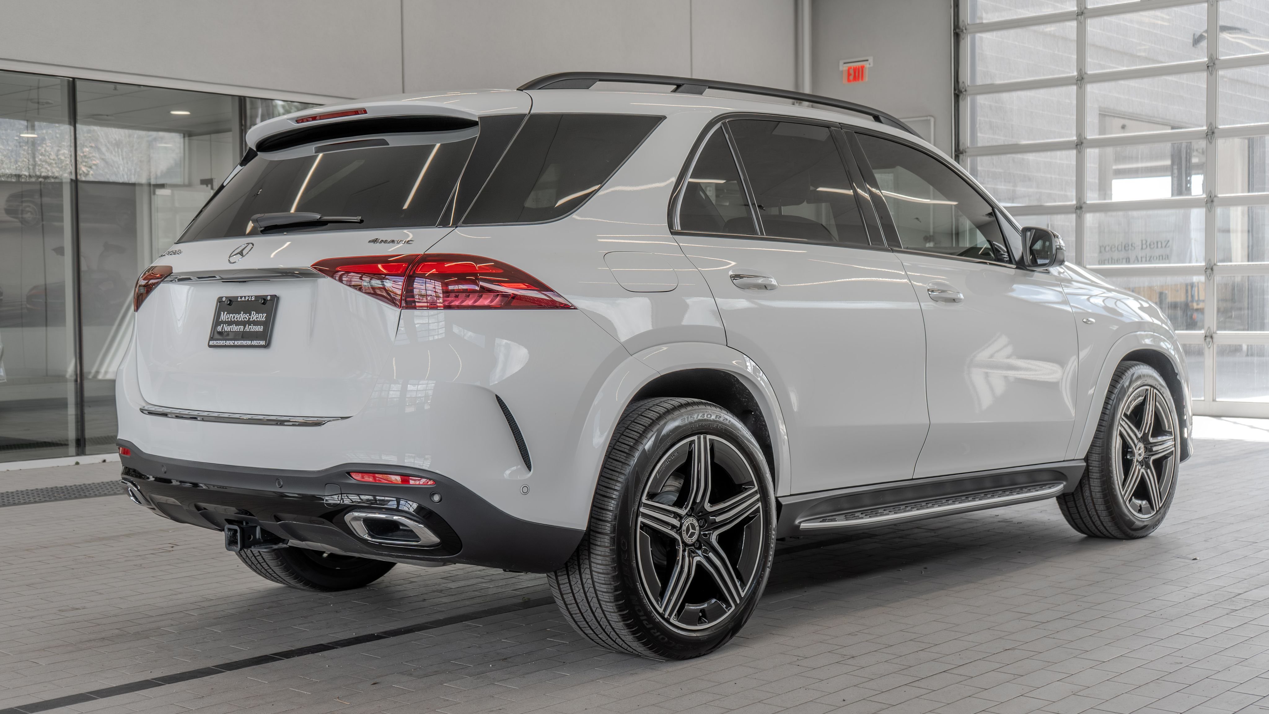Certified Used 2025 Polar White Mercedes-Benz GLE 450e image 29