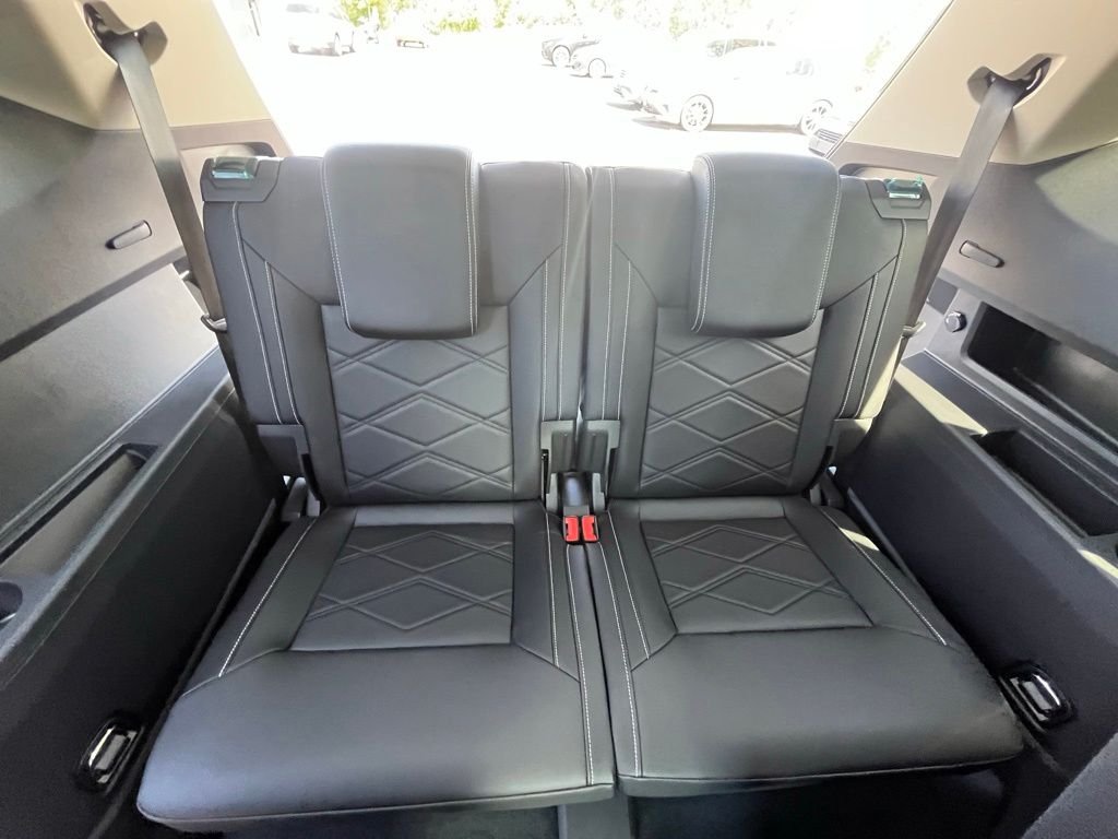 New 2026 Blue Volkswagen 2.0T SE w/Technology image 26