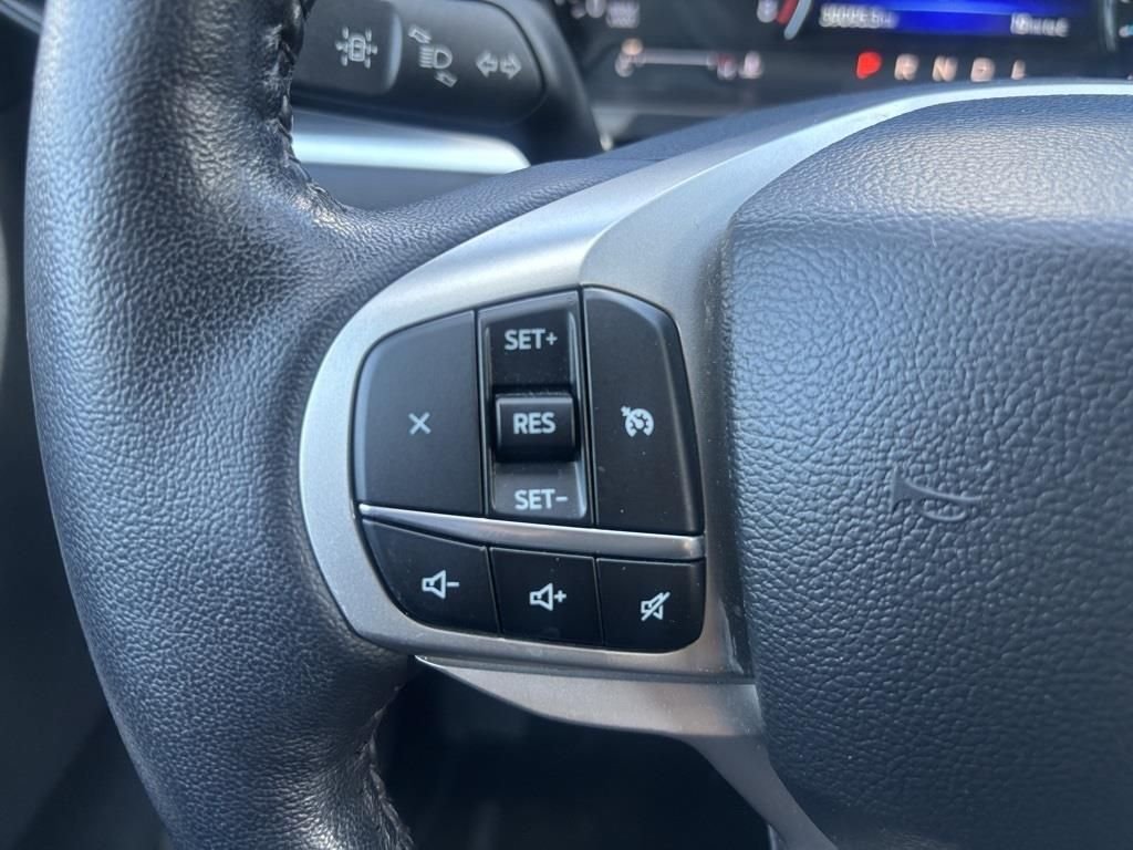 Certified Used 2022 Black Metallic Ford XLT image 27