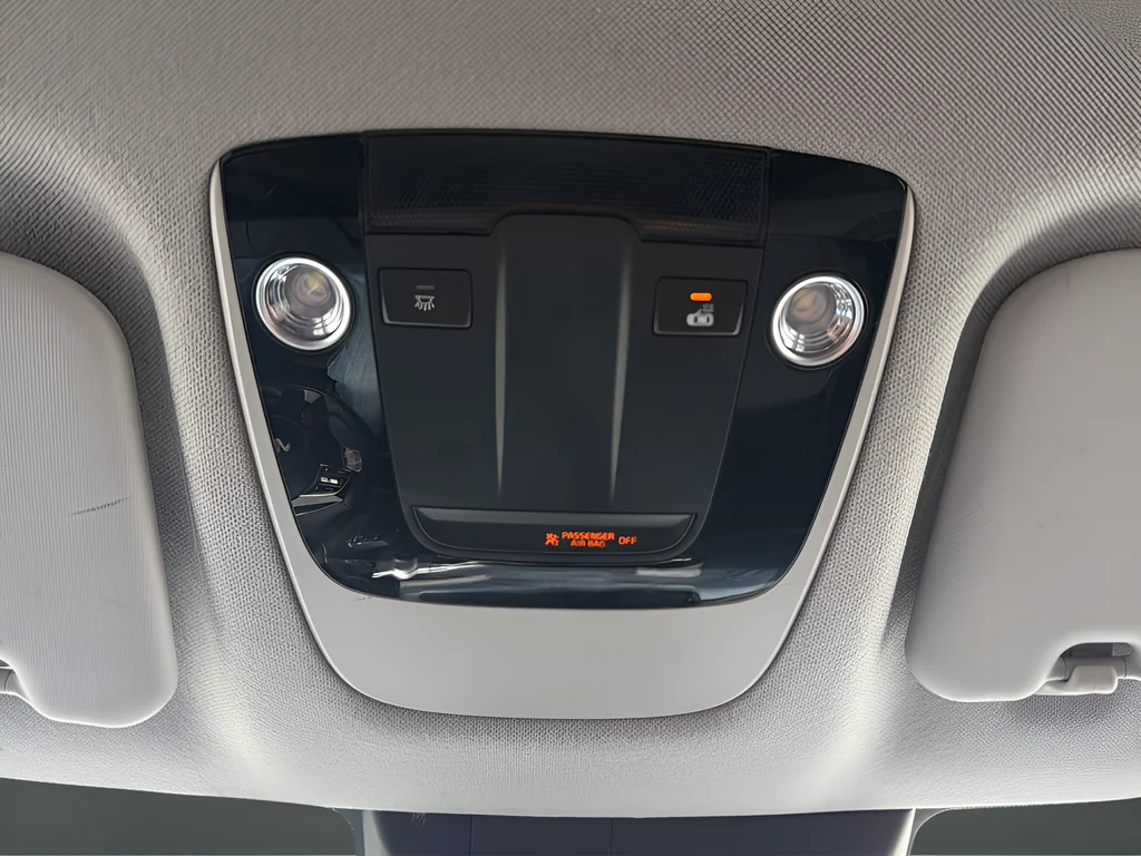 2023 Kia Seltos S - Photo 25