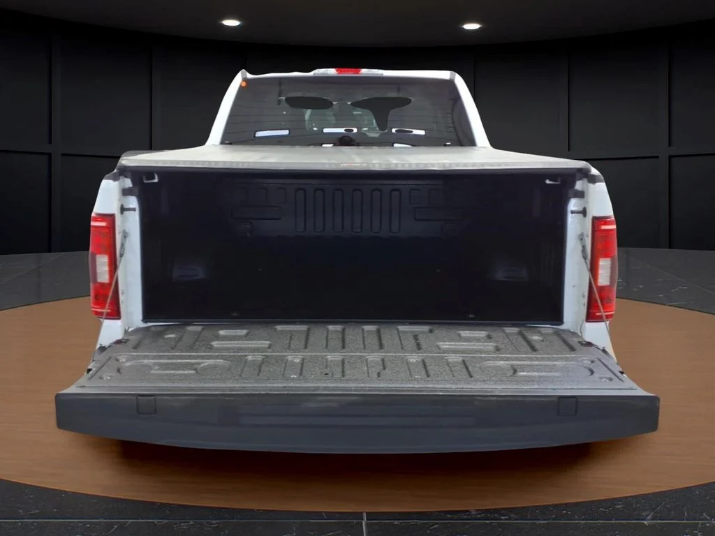 Certified Used 2023 Oxford White Ford XLT image 29