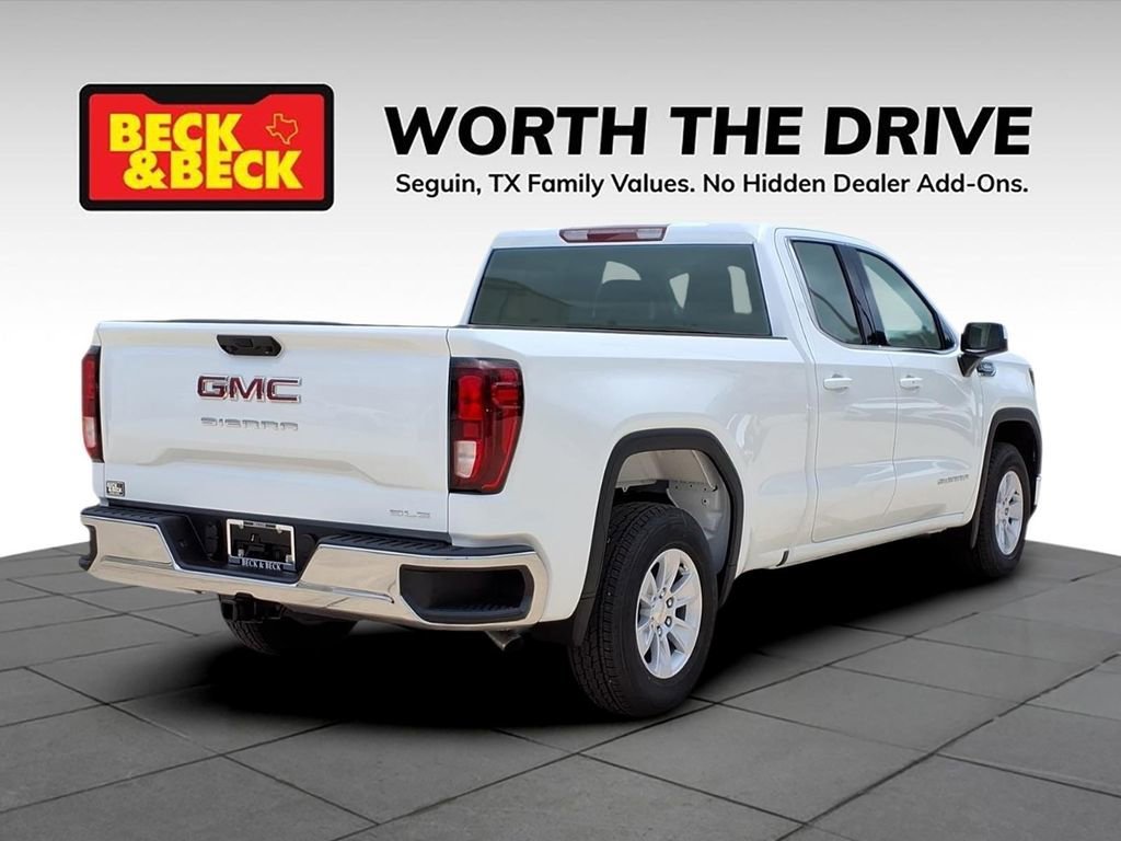 New 2026 Summit White GMC SLE image 3