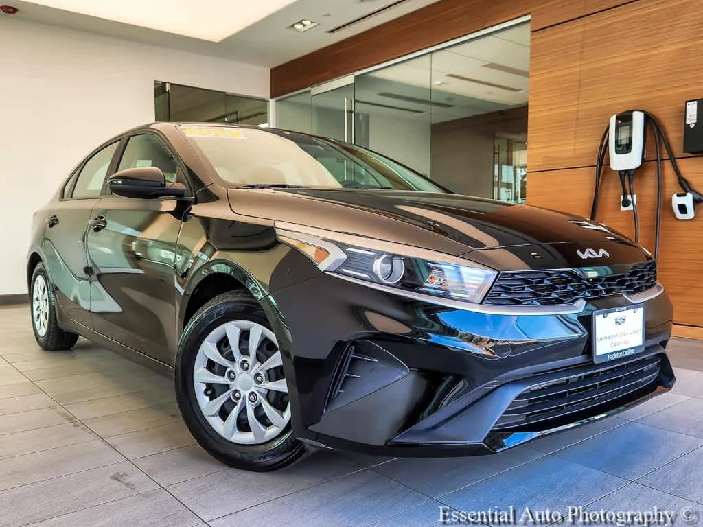 2023 Kia Forte LX AT's photo