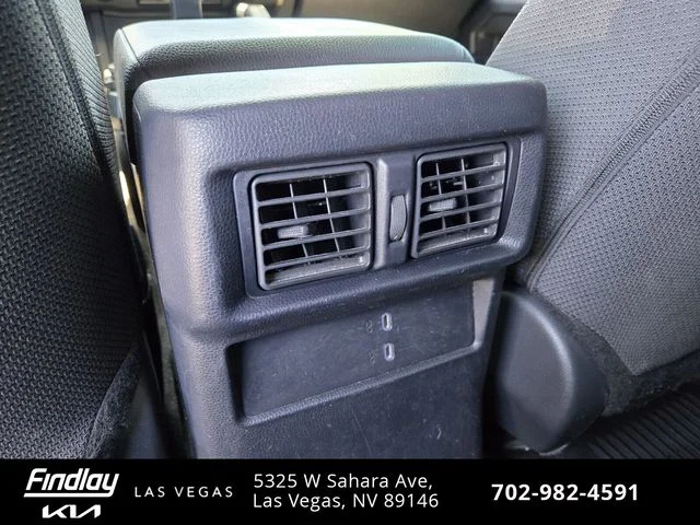 Used 2025  Toyota SR5 image 16