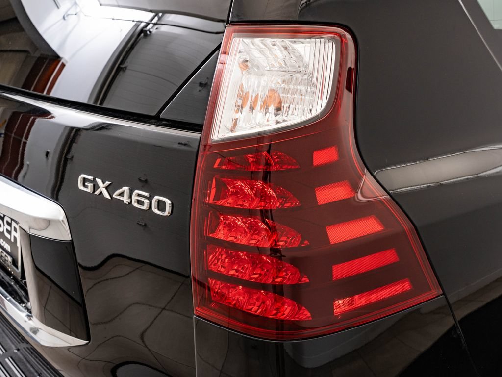 Used 2021 Onyx Black Lexus 460 Premium image 9