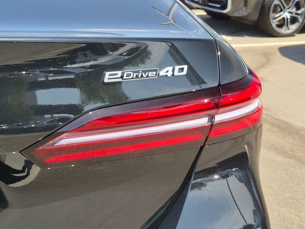 New 2027 Black BMW eDrive40 image 25