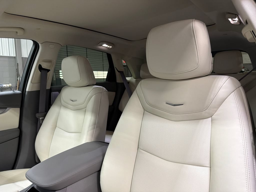 2026 Cadillac XT5 Premium Luxury - Photo 10