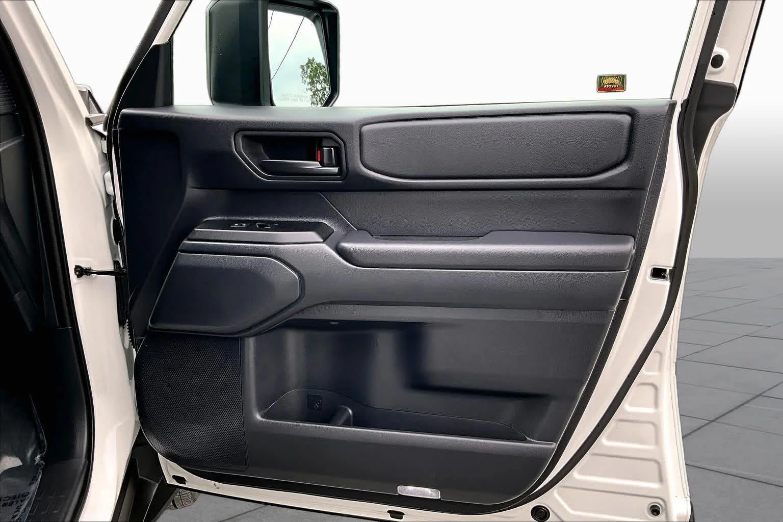 Used 2025 Ice Cap Toyota 1958 image 23