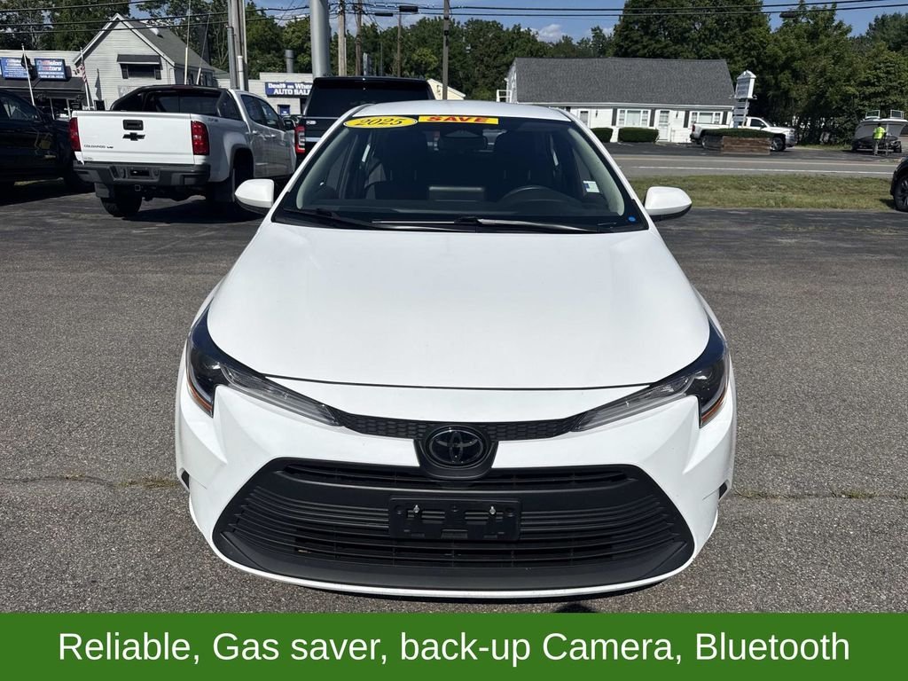 Used 2025 White Toyota LE image 10