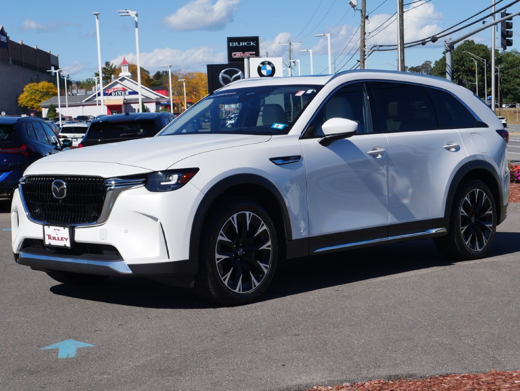 Certified Used 2024 White Mazda Premium Plus image 3