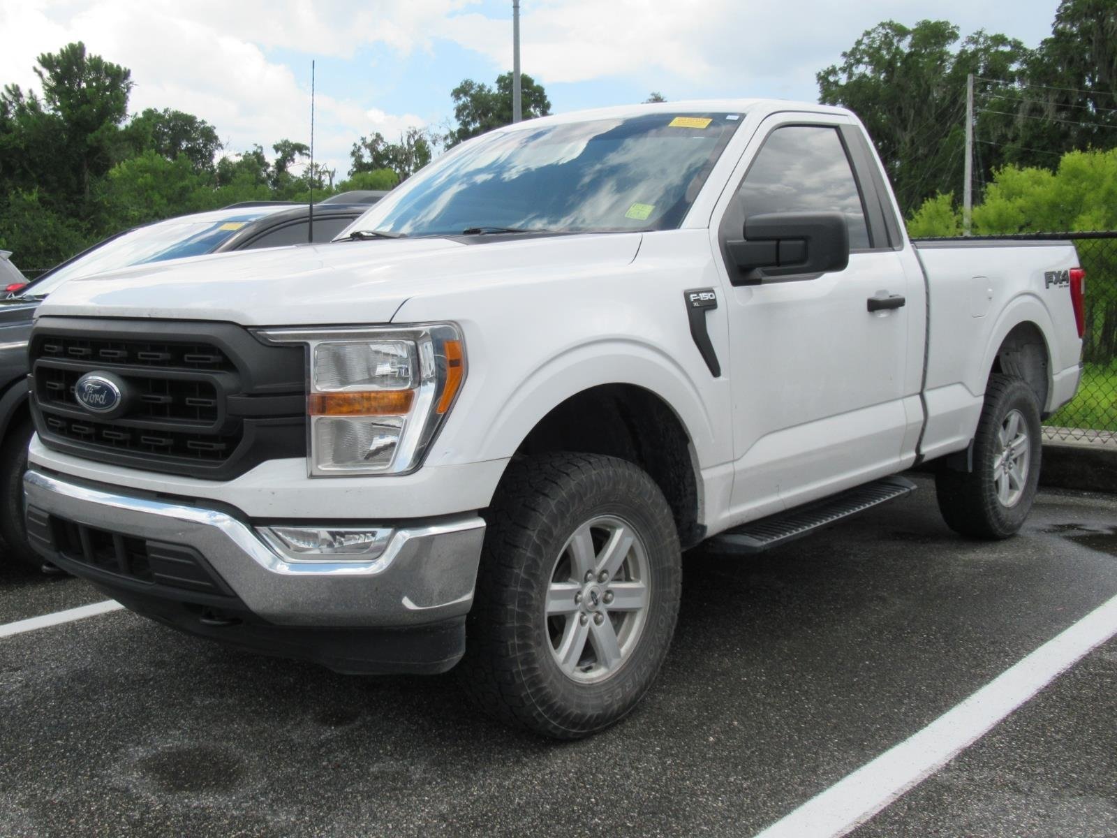 Used 2021 White Ford XL image 2