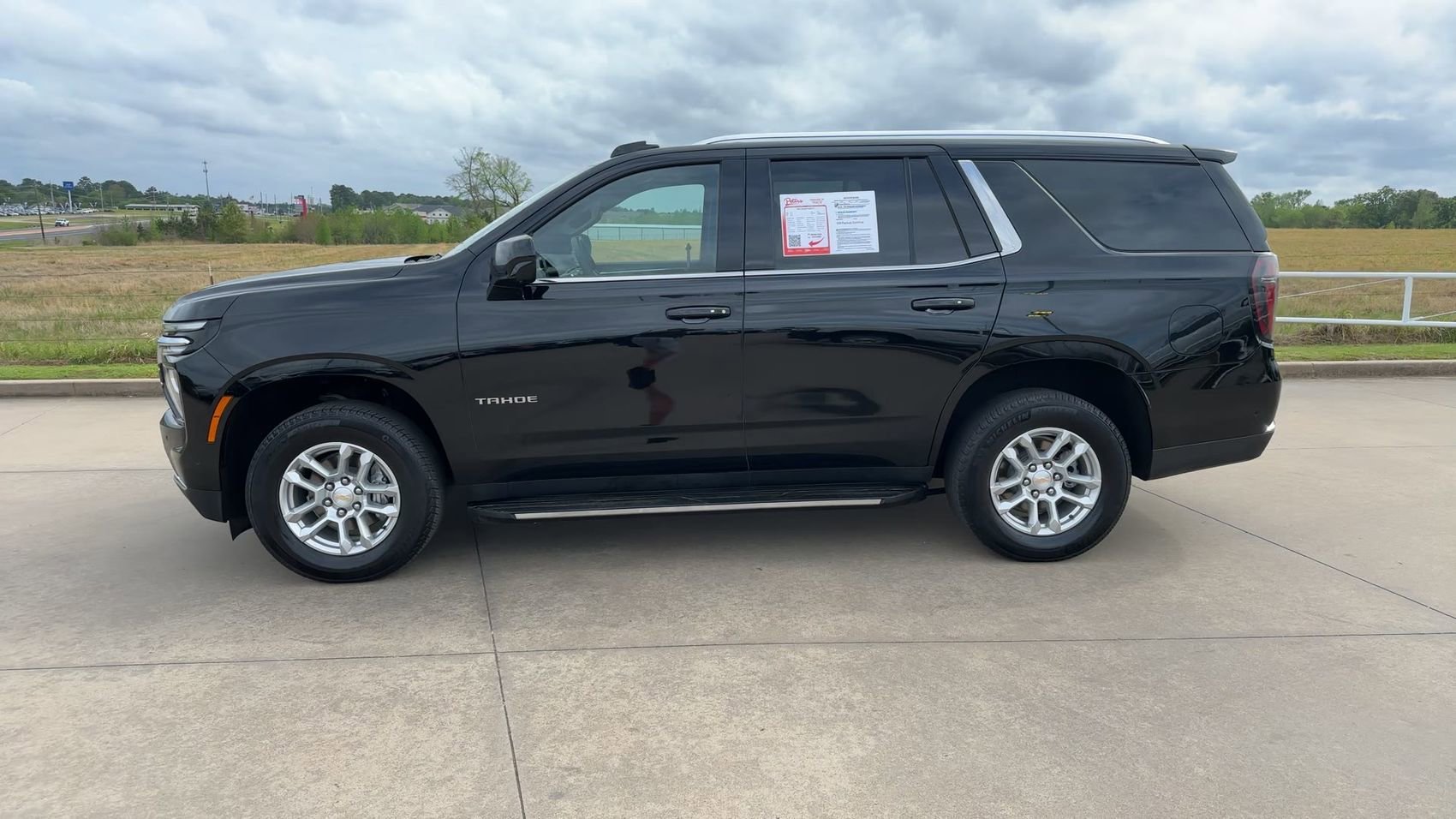 Used 2025 Black Chevrolet LT image 6