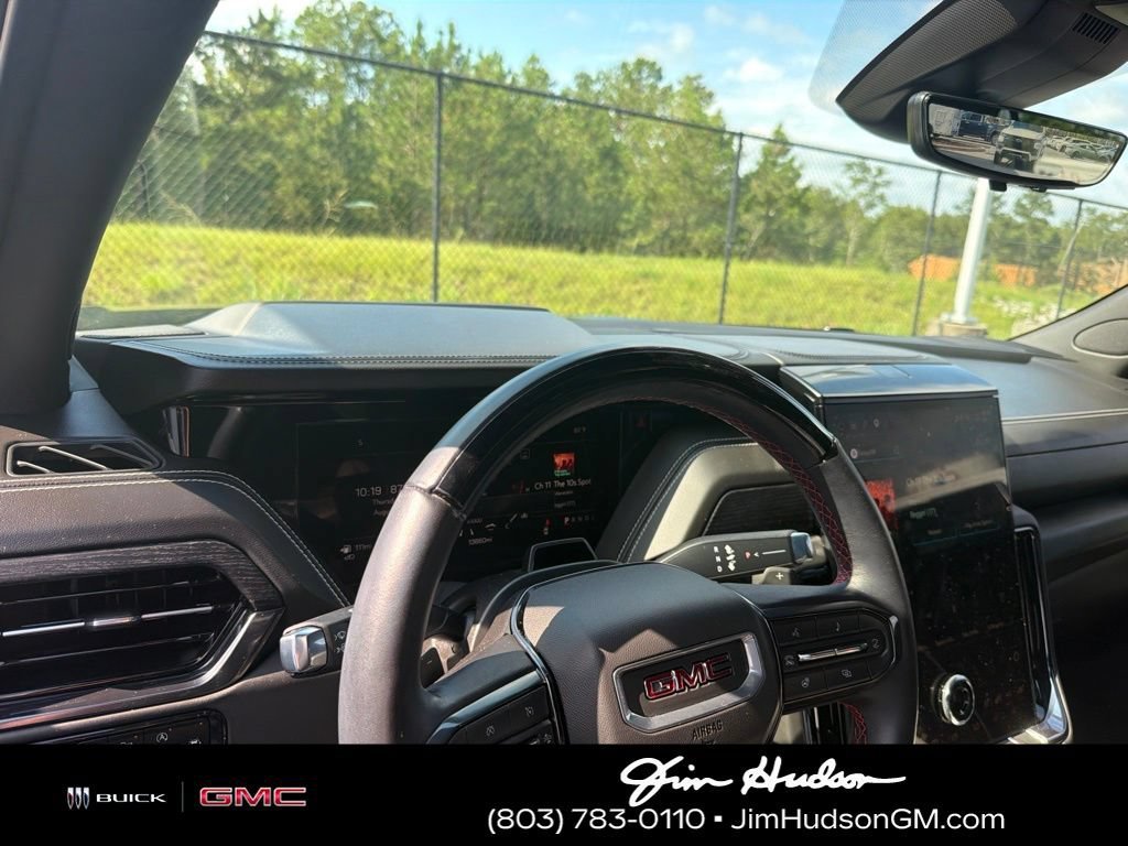 2025 GMC Yukon AT4 Ultimate - Photo 6