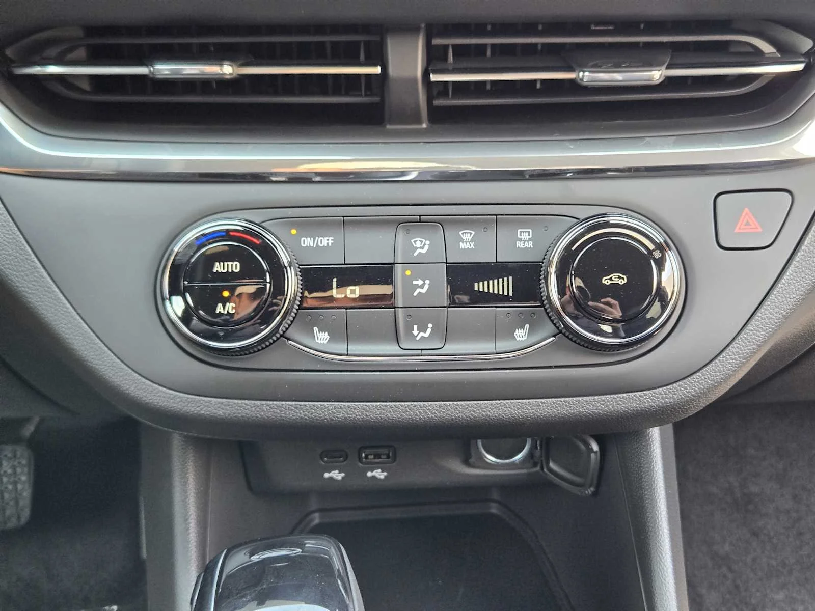 2026 Buick Envista Preferred - Photo 13
