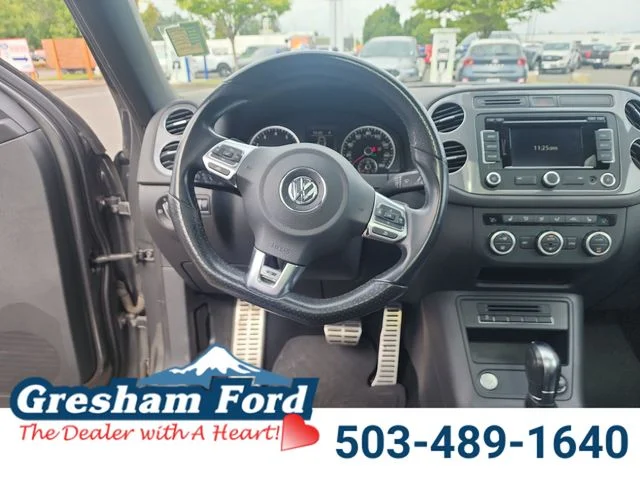 Used 2014 Gray Volkswagen R-Line image 17