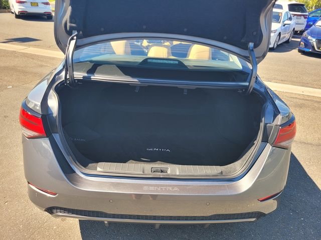 Used 2025 Gray Nissan SV image 11