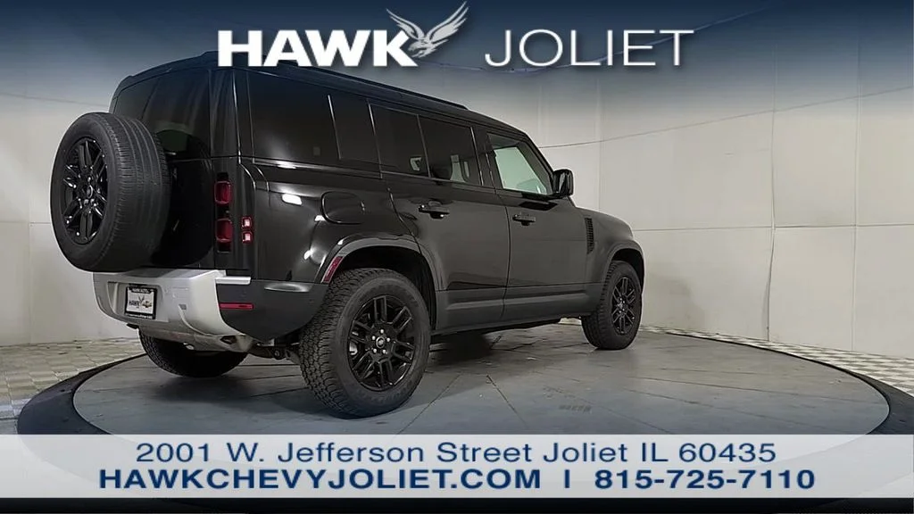 Used 2025 Black Land Rover S image 7