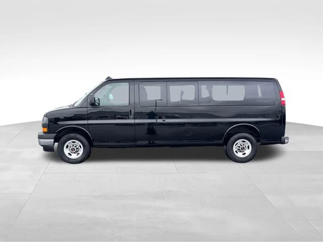 Used 2025 Onyx Black GMC LT image 2