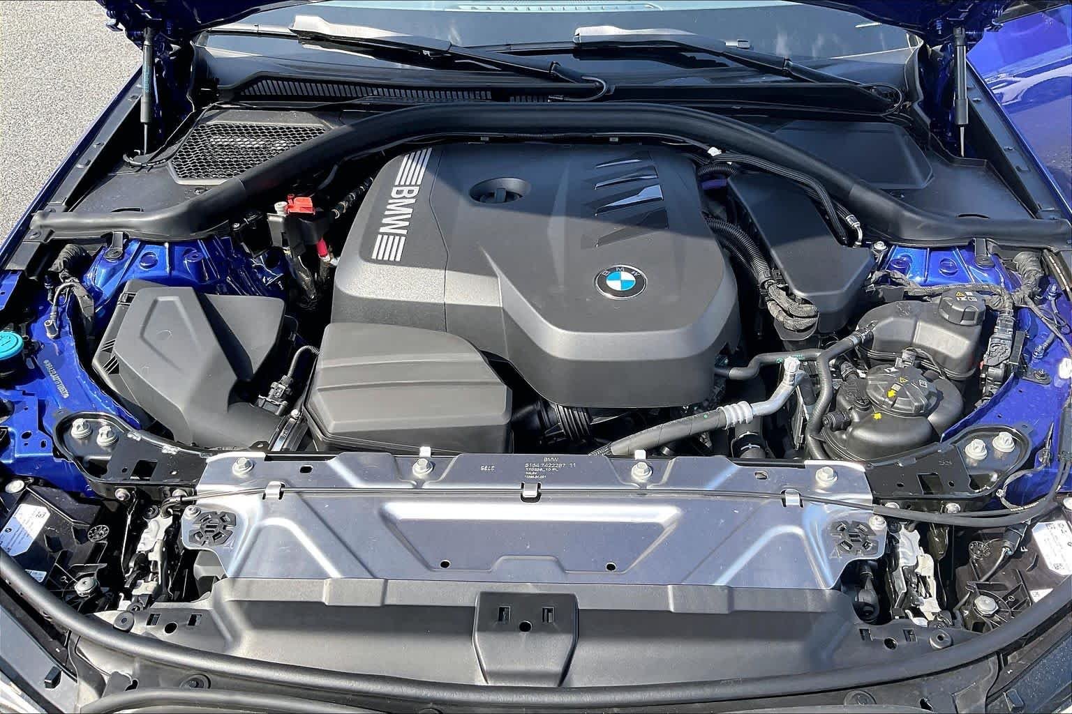 2026 BMW 3 Series 330i - Photo 16