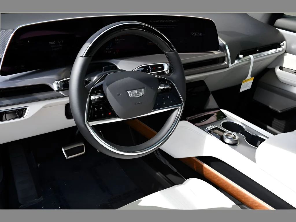 2027 Cadillac VISTIQ Sport - Photo 12
