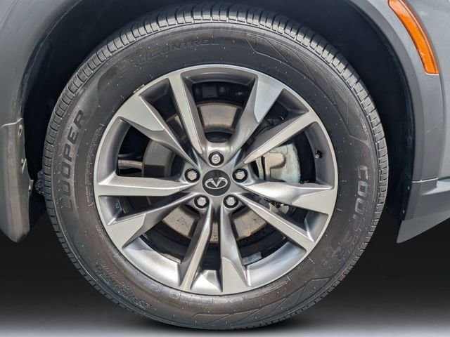 Certified Used 2024 Gray INFINITI LUXE image 11