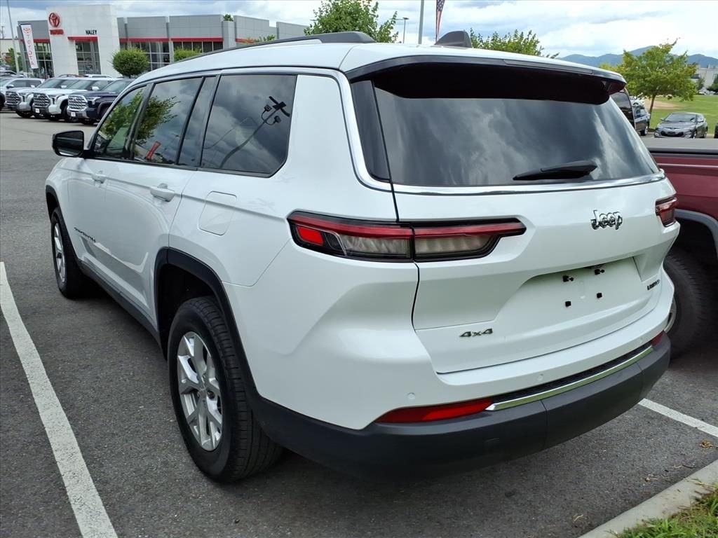 Used 2023 White Jeep Limited image 4