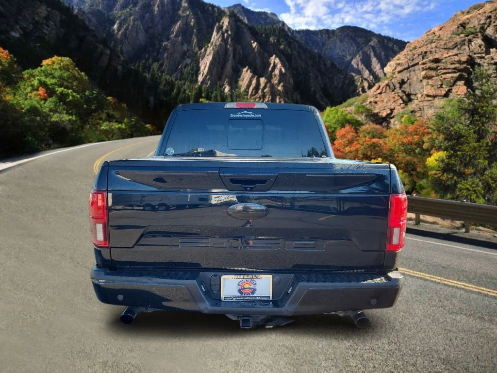 Used 2020 Black Ford Lariat image 4